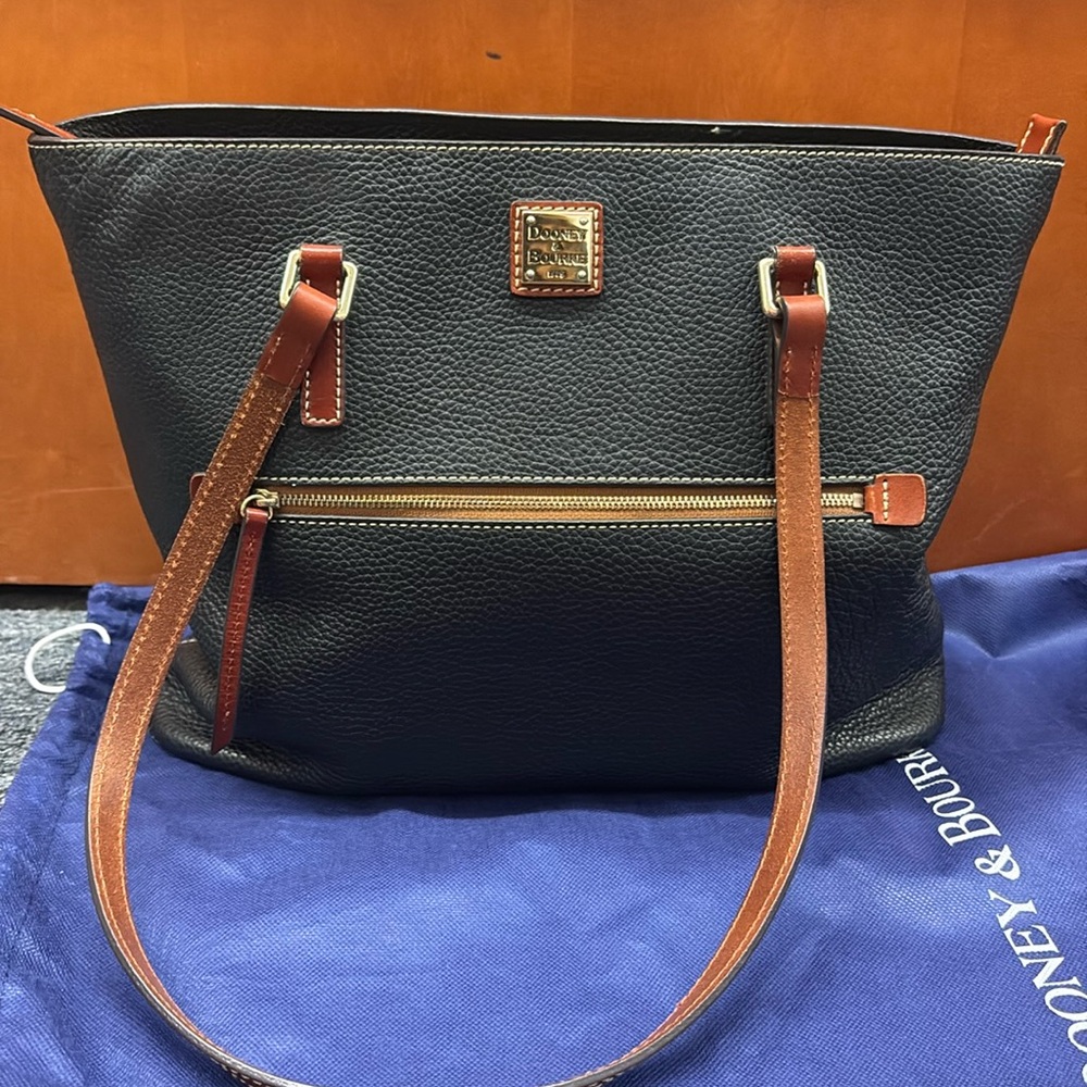 Dooney & Bourke Pebble Grain Leather Large Shopper Tote Bag, Black